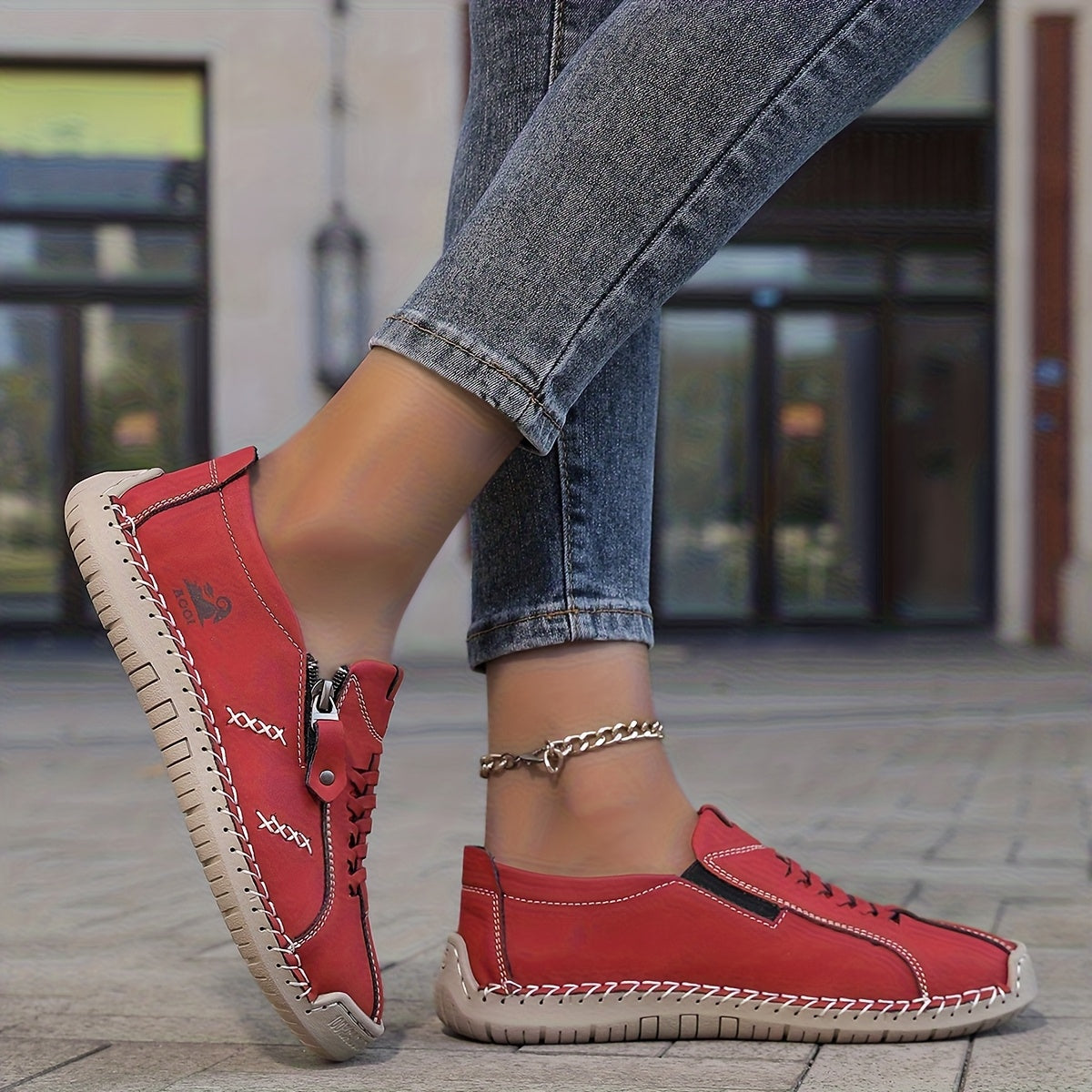 Katherine | Refined Comfort with a Practical Zip Closure