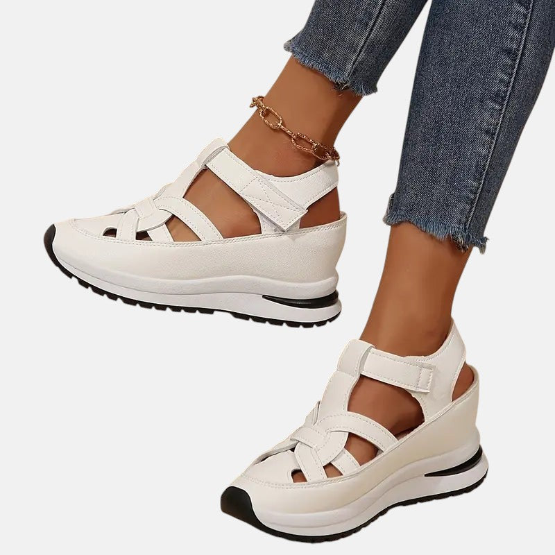 Aveta Orthopaedic Sandals