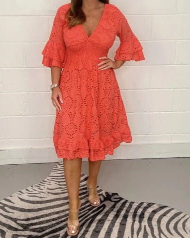 Alva - Elegant Lace Dress