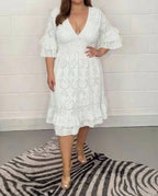 Alva - Elegant Lace Dress
