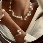 Luminous Pearl Necklace & Bracelet Set