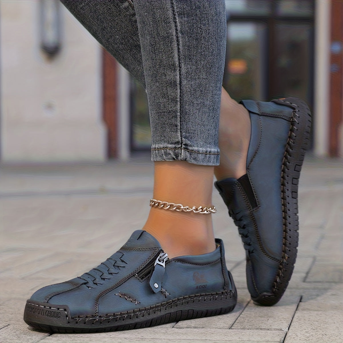 Katherine | Refined Comfort with a Practical Zip Closure